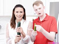 Turning Up The Heat - S1:E3