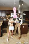Peen-ata Pounding photos (Kenzie Reeves, Steve Holmes)
